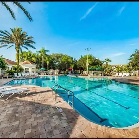 Beautiful Apartment Near Disney